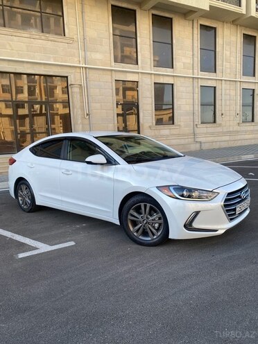 Hyundai Elantra 2016, 136,000 km - 2.0 l - Sumqayıt