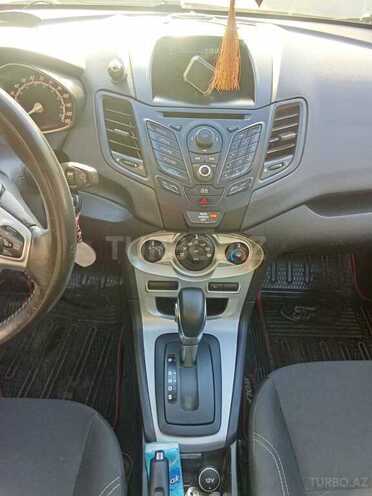 Ford Fiesta 2014, 214,452 km - 1.6 l - Bakı