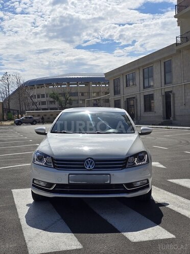 Volkswagen Passat 2011, 255,000 km - 1.8 l - Sumqayıt