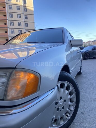 Mercedes C 230 2000, 376,000 km - 2.3 л - Bakı