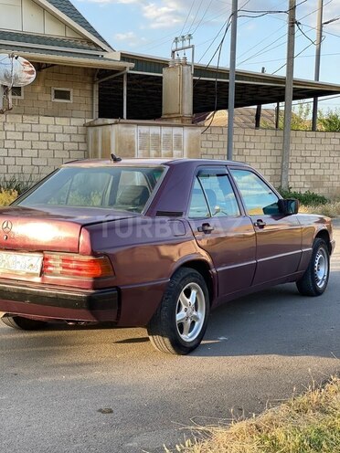 Mercedes 190 1992, 100,000 km - 2.0 l - Sabirabad