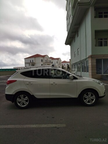 Hyundai ix35 2010, 114,000 km - 2.0 l - Bakı