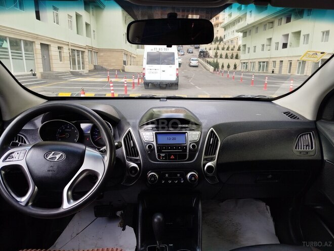 Hyundai ix35 2010, 114,000 km - 2.0 l - Bakı