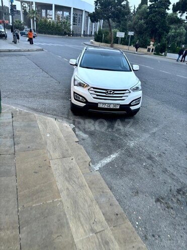 Hyundai Santa Fe-1