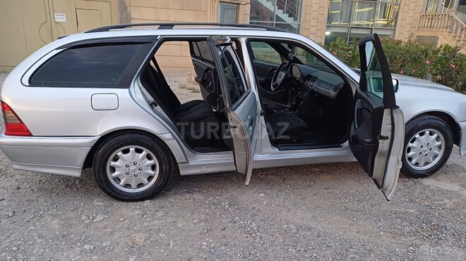 Mercedes C 220 d 1999, 296,321 km - 2.2 l - Bakı