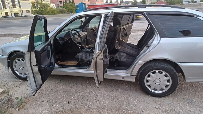 Mercedes C 220 d 1999, 296,321 km - 2.2 l - Bakı