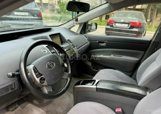Toyota Prius 2006, 215,000 km - 1.5 l - Şəki