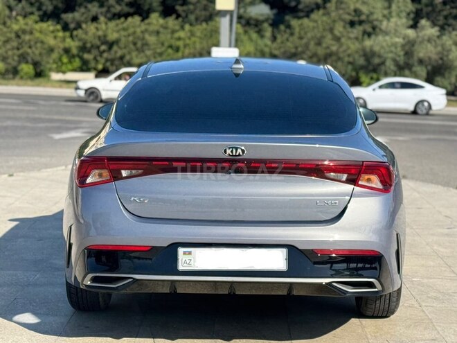 Kia K5-3