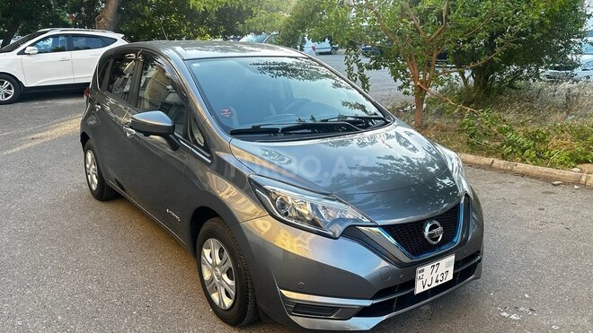 Nissan Note-4