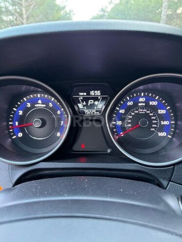 Hyundai Elantra 2015, 128,748 km - 1.8 л - Sumqayıt