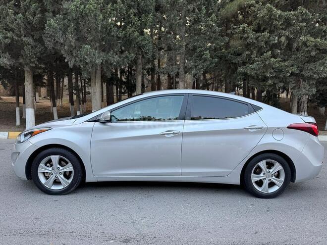 Hyundai Elantra 2015, 128,748 km - 1.8 л - Sumqayıt