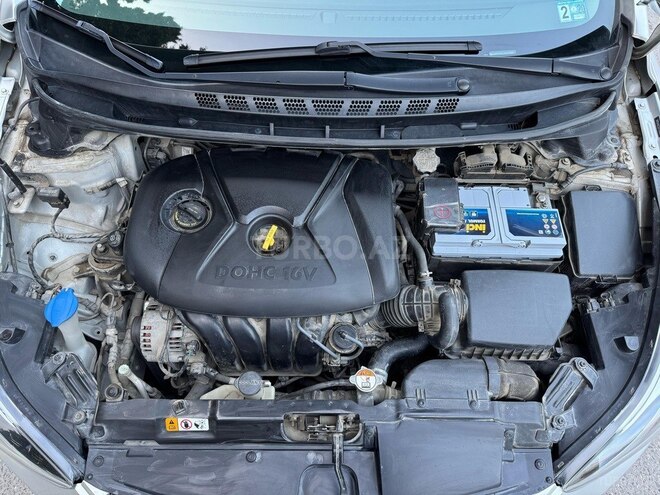 Hyundai Elantra 2015, 128,748 km - 1.8 л - Sumqayıt