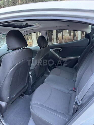 Hyundai Elantra 2015, 128,748 km - 1.8 л - Sumqayıt