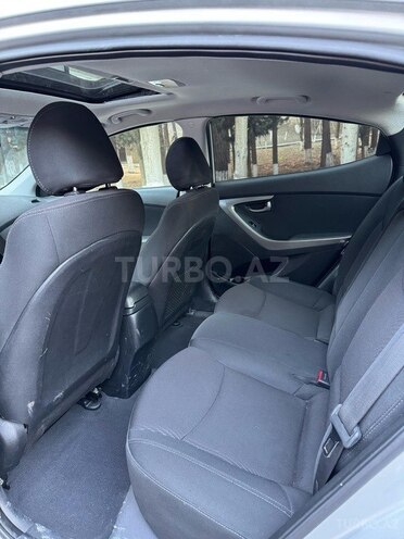 Hyundai Elantra 2015, 128,748 km - 1.8 л - Sumqayıt