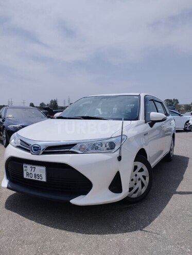 Toyota Corolla Fielder 2018, 135,000 km - 1.5 л - Bakı