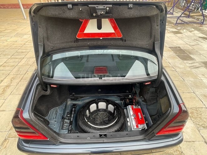 Mercedes C 220 d 1999, 452,000 km - 2.2 л - Bakı
