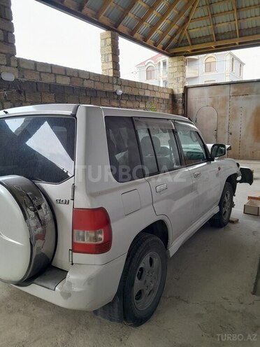 Mitsubishi Pajero io 2001, 350,000 km - 2.0 l - Quba