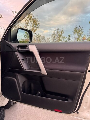 Toyota Land Cruiser Prado 2016, 117,000 km - 3.0 l - Bakı