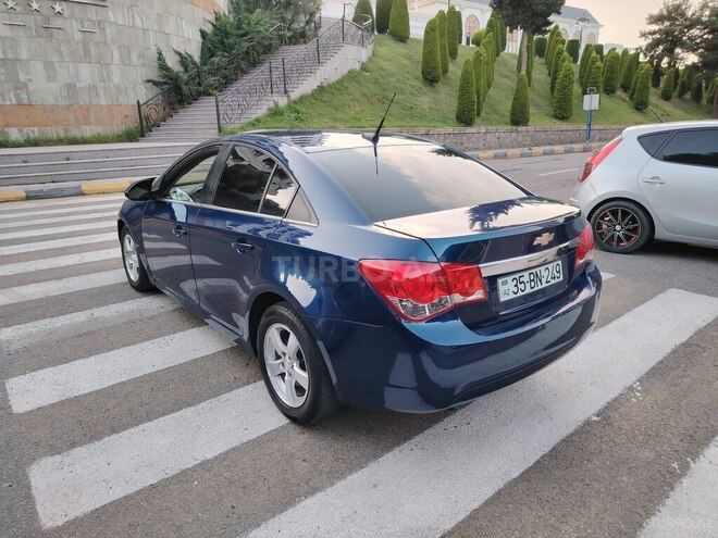 Chevrolet Cruze 2011, 198,000 km - 1.4 l - Tovuz