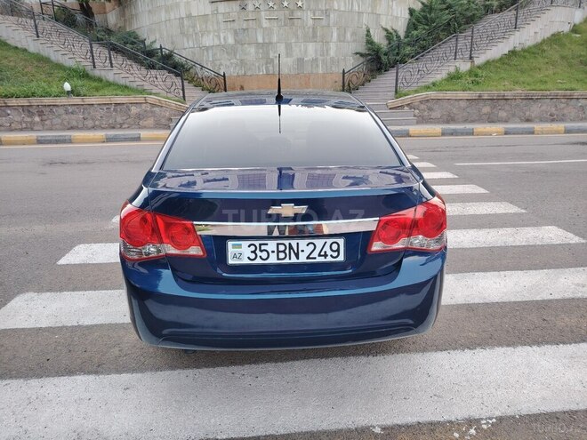 Chevrolet Cruze 2011, 198,000 km - 1.4 l - Tovuz