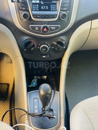 Hyundai Accent 2016, 219,836 km - 1.6 l - Bakı