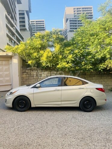Hyundai Accent 2016, 219,836 km - 1.6 l - Bakı