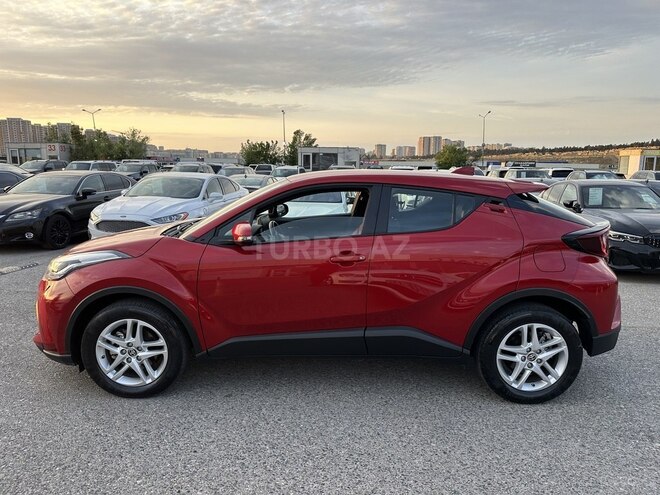 Toyota C-HR-6
