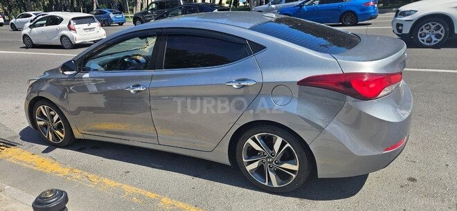 Hyundai Avante 2014, 175,000 km - 1.6 l - Bakı