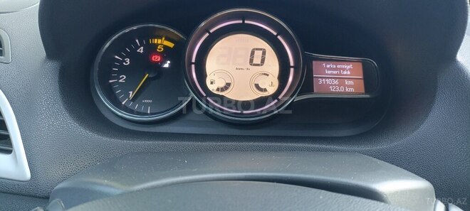 Renault Megane 2012, 311,150 km - 1.5 l - Bakı