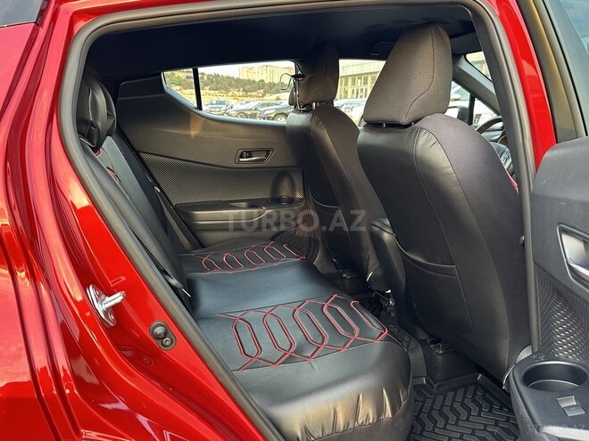 Toyota C-HR-20