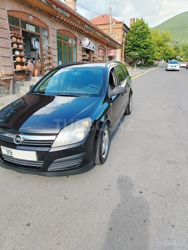 Opel Astra 2006, 252,635 km - 1.4 l - Şəki
