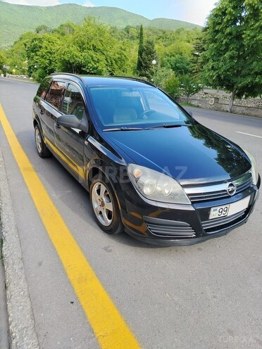 Opel Astra 2006, 252,635 km - 1.4 l - Şəki