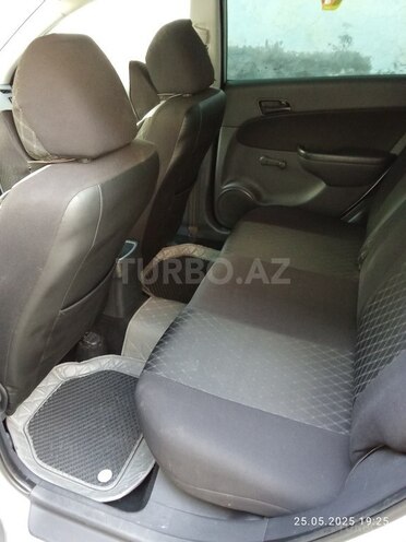 Hyundai i30 2010, 240,000 km - 1.4 л - Göyçay