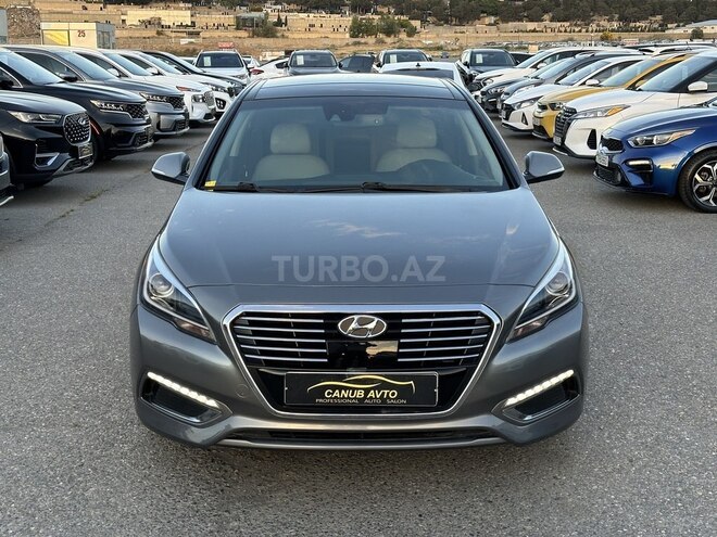 Hyundai Sonata-3