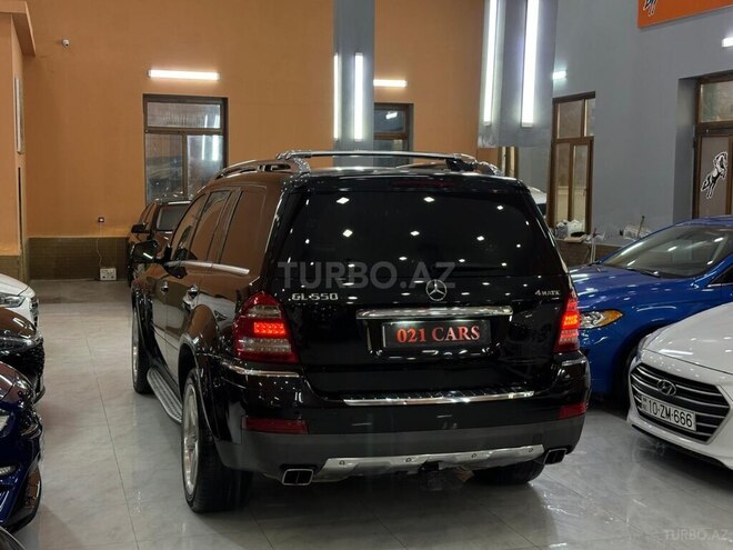 Mercedes GL 550-7
