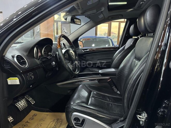 Mercedes GL 550-5