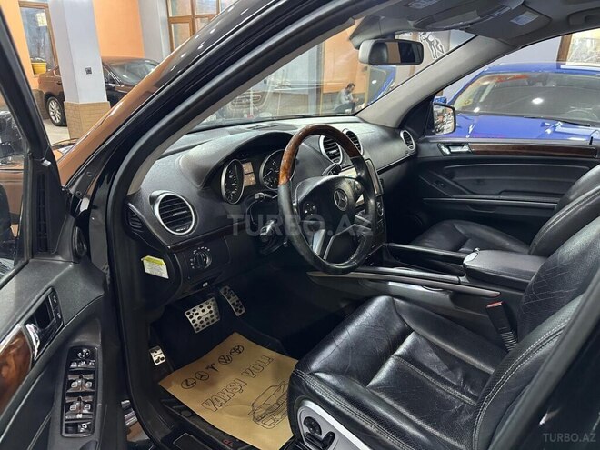 Mercedes GL 550-6