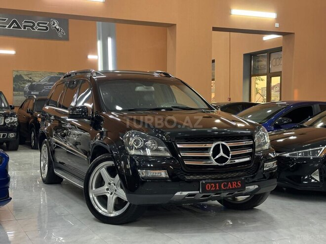 Mercedes GL 550-10