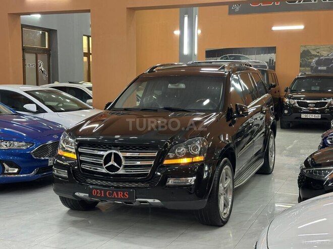 Mercedes GL 550-16
