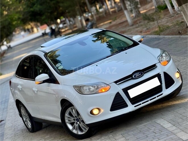 Ford Focus 2014, 321,411 km - 1.6 л - Bakı