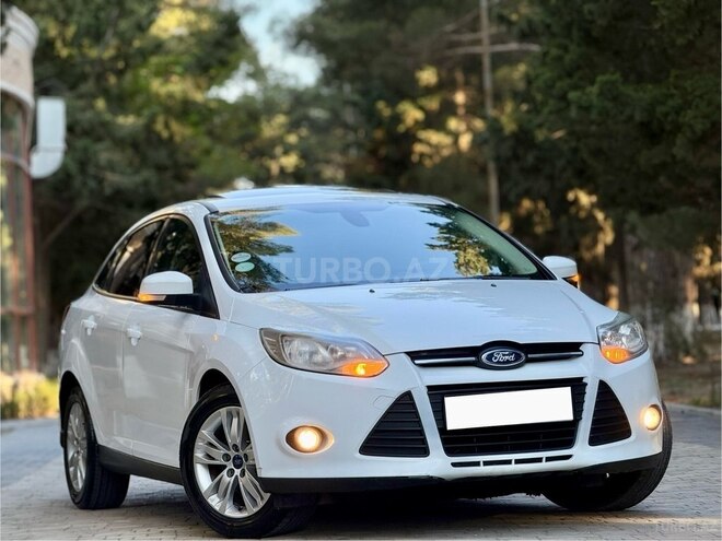 Ford Focus 2014, 321,411 km - 1.6 л - Bakı