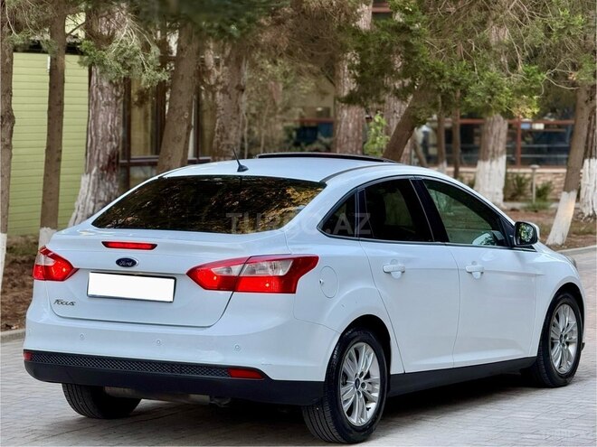 Ford Focus 2014, 321,411 km - 1.6 л - Bakı