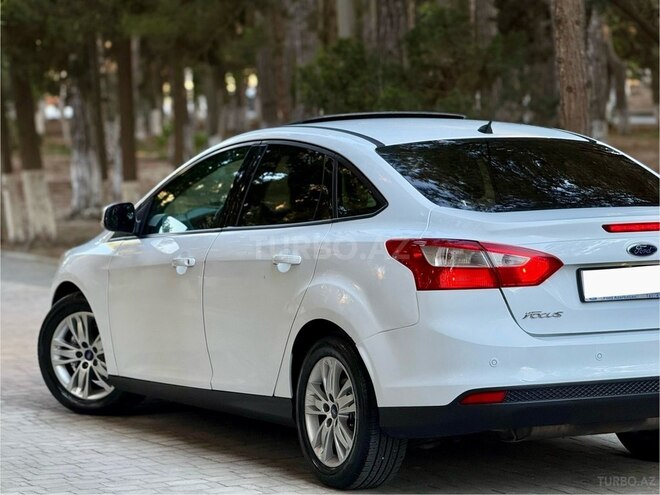 Ford Focus 2014, 321,411 km - 1.6 л - Bakı