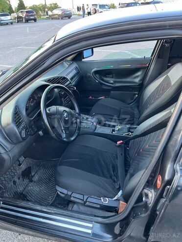 BMW 323 1997, 230,000 km - 2.0 л - Sumqayıt