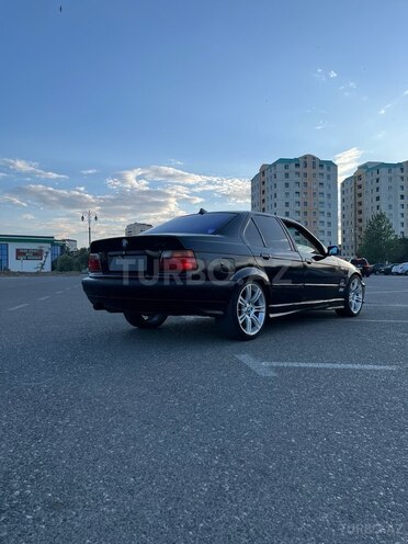 BMW 323 1997, 230,000 km - 2.0 л - Sumqayıt