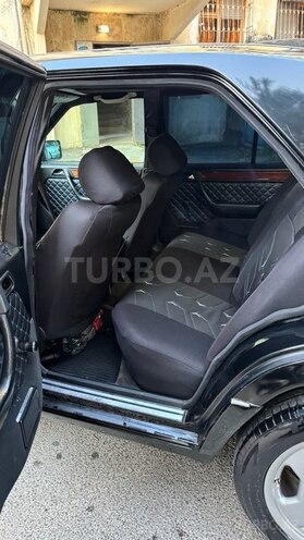 Mercedes E 280 1993, 282,000 km - 2.8 l - Bakı