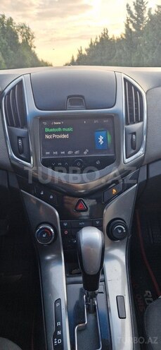 Chevrolet Cruze-9