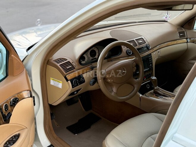 Mercedes E 350 2006, 261,412 km - 3.5 л - Yevlax