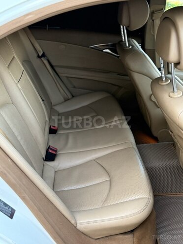Mercedes E 350 2006, 261,412 km - 3.5 л - Yevlax
