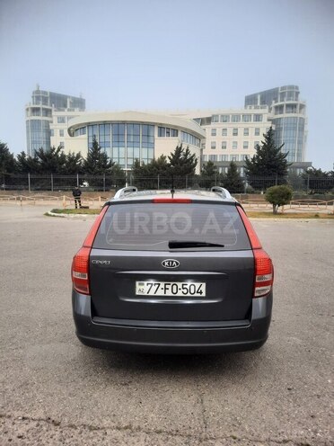 Kia Ceed 2010, 240,000 km - 1.6 л - Bakı